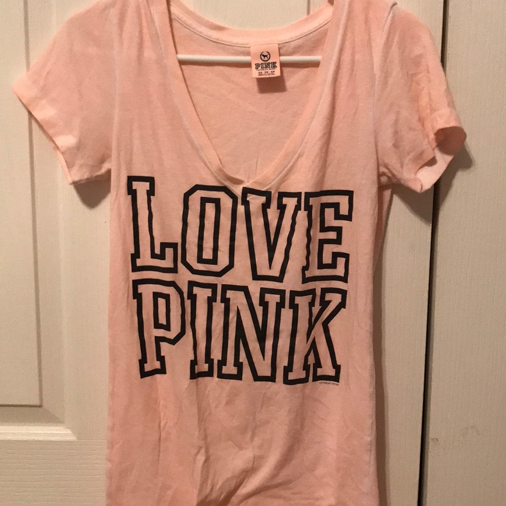 Pink tshirt